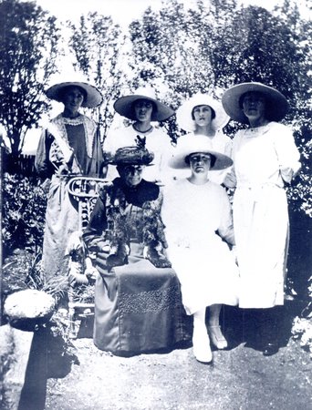 Photograph of the Shea family at home in the garden. Source: Private collection of Paul Granville.