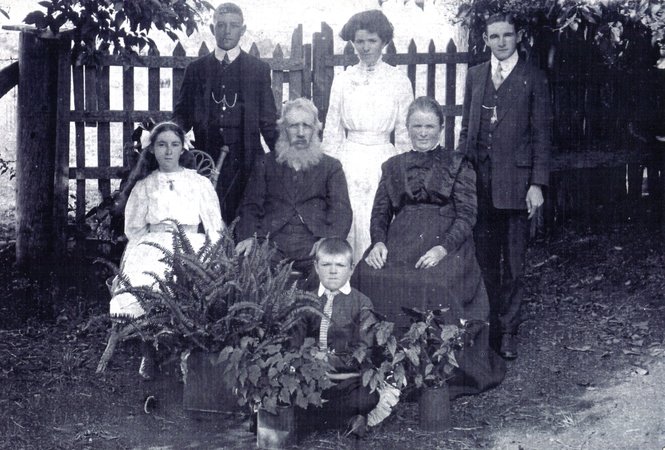 Shea family photograph. Source: Private collection of Paul Granville.