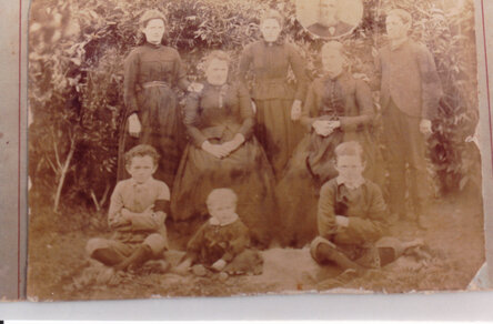 Owens family at Robert Owens funeral 1892